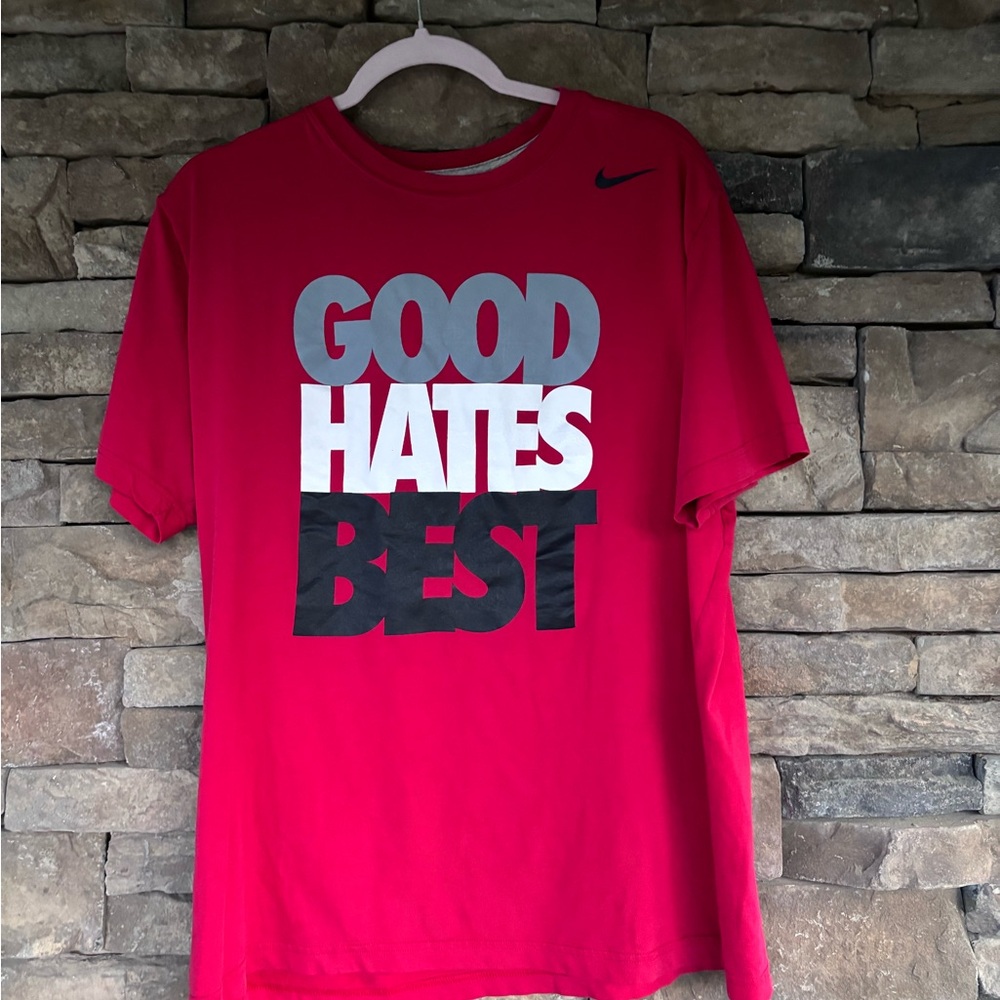 Nike‎ Red and Gray Short Sleeve Tee